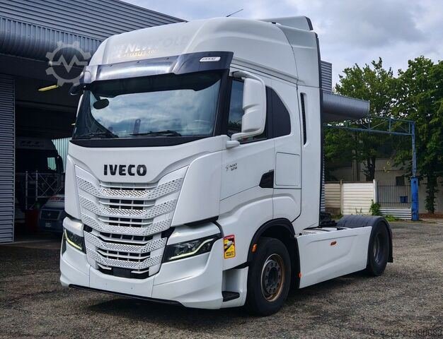 Trattore stradale Iveco S-Way